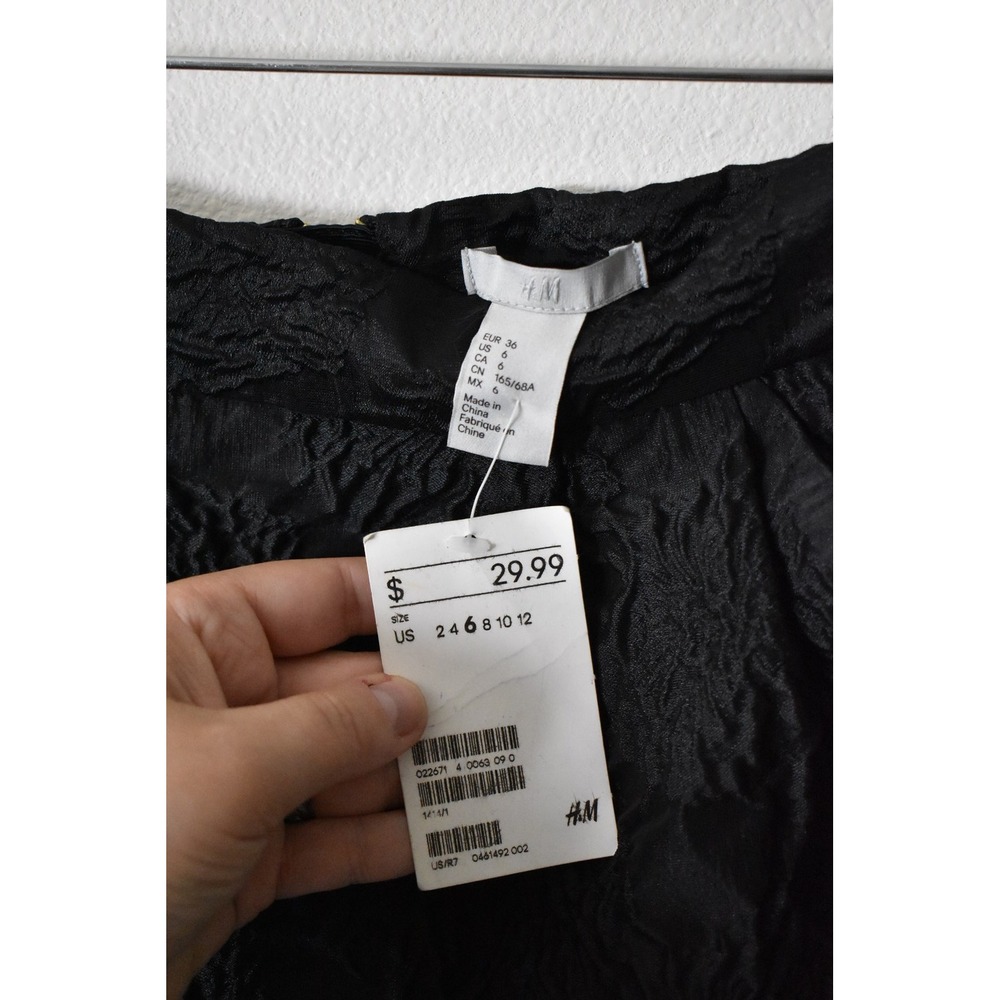 H&M Mini Skirt Women Size 6 Black NEW Cloque Jacquard Floral Textured Gold Zip - Picture 6 of 7